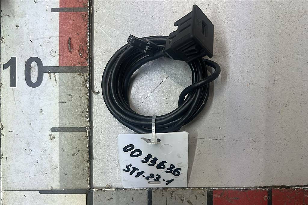 Разъем USB б/у