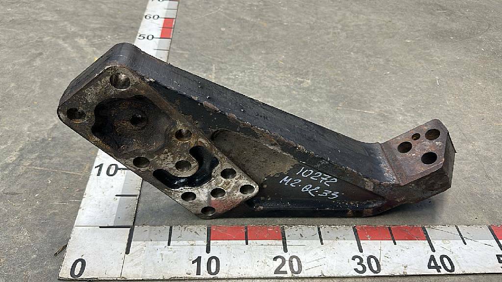 Кронштейн двигателя задний левый D2876 б/у