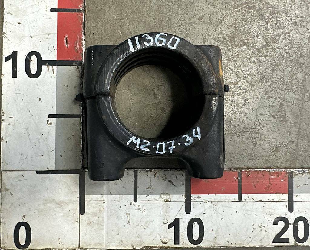 Кронштейн переднего стабилизатора б/у