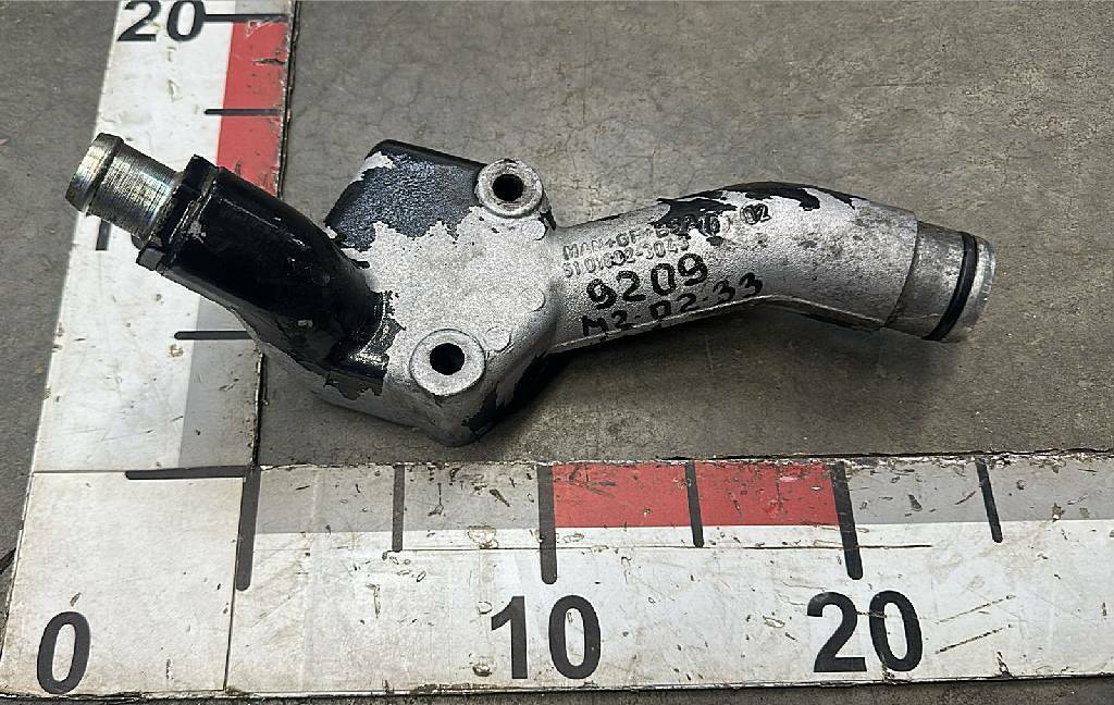 Патрубок сапуна D2866 б/у