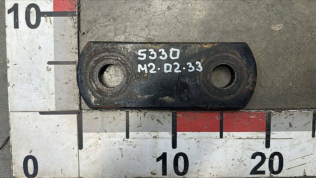 Серьга передней рессоры задняя б/у