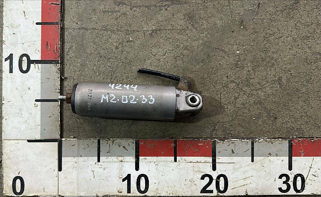 Цилиндр заслонки моторного тормоза б/у