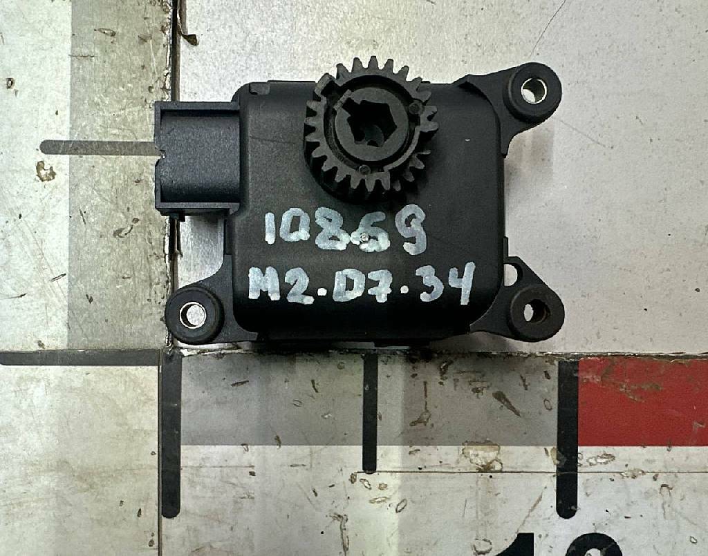 Моторчик заслонки печки б/у