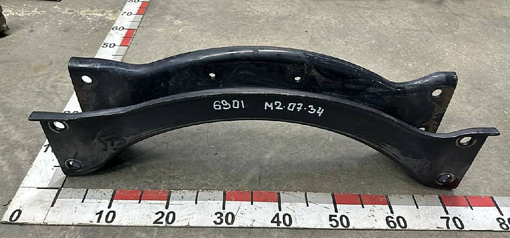 Траверса рамы передняя б/у