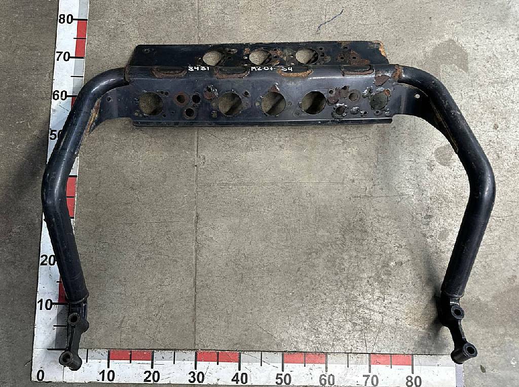 Траверса электрических розеток б/у