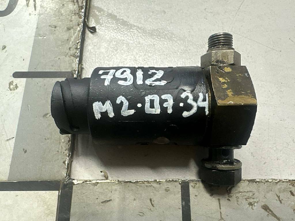 Клапан электромагнитный б/у