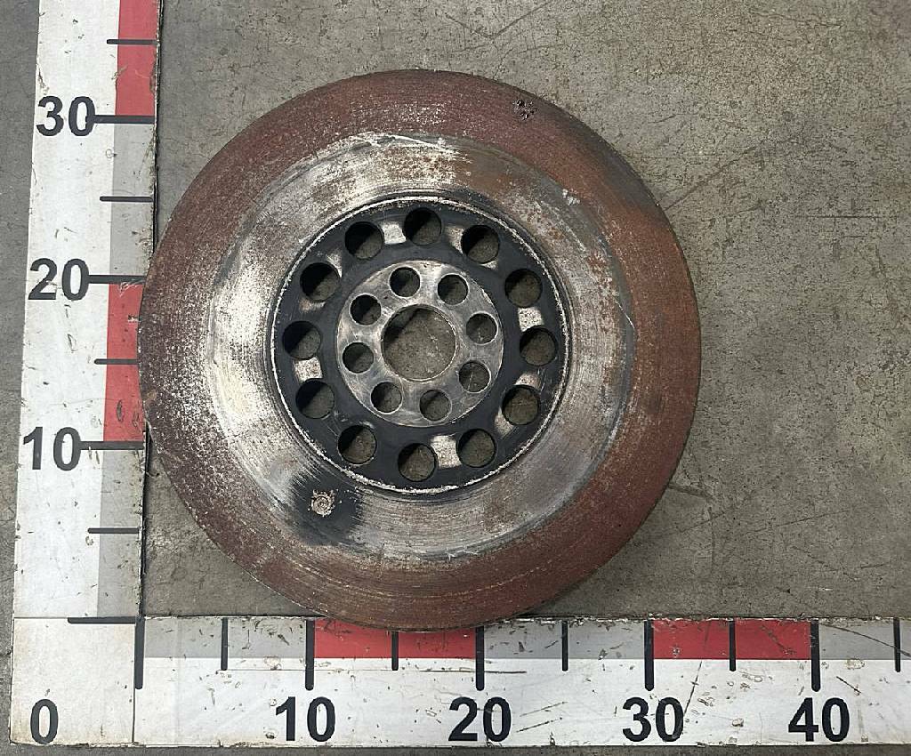 Демпфер коленвала D2066 б/у