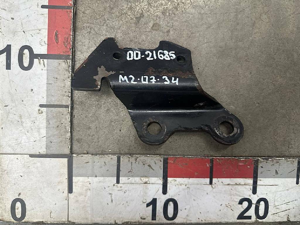 Кронштейн клапана системы ebs левый б/у