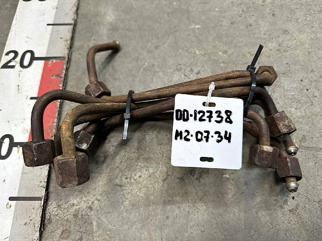 Трубка топливная D2066 б/у