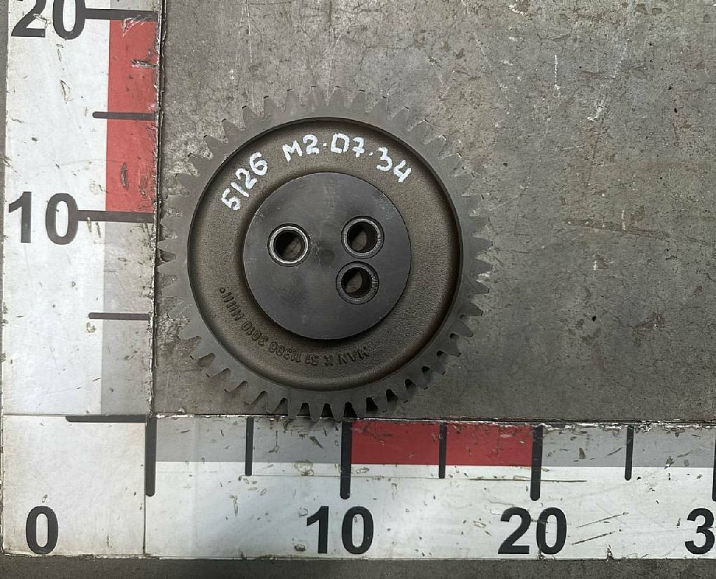 Шестерня ГРМ промежуточная D2066 б/у