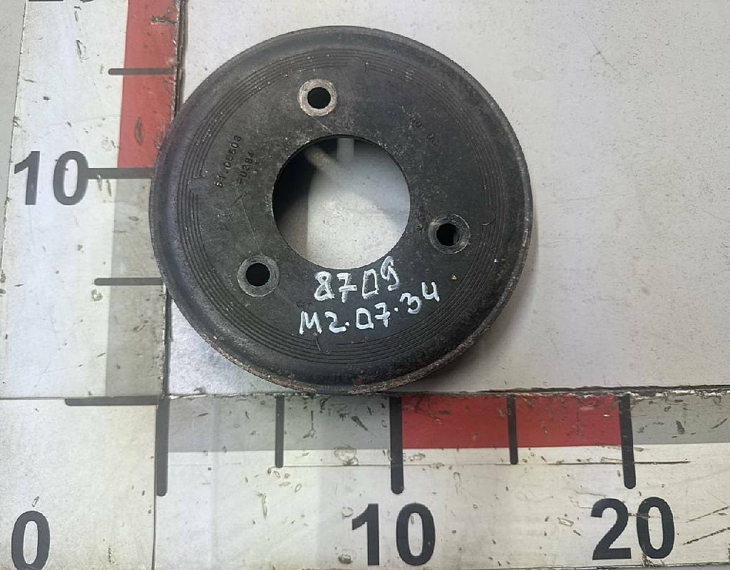 Шкив помпы D2066 б/у