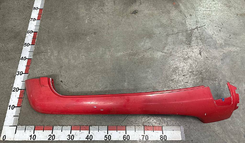 Накладка левой стойки лобового стекла б/у