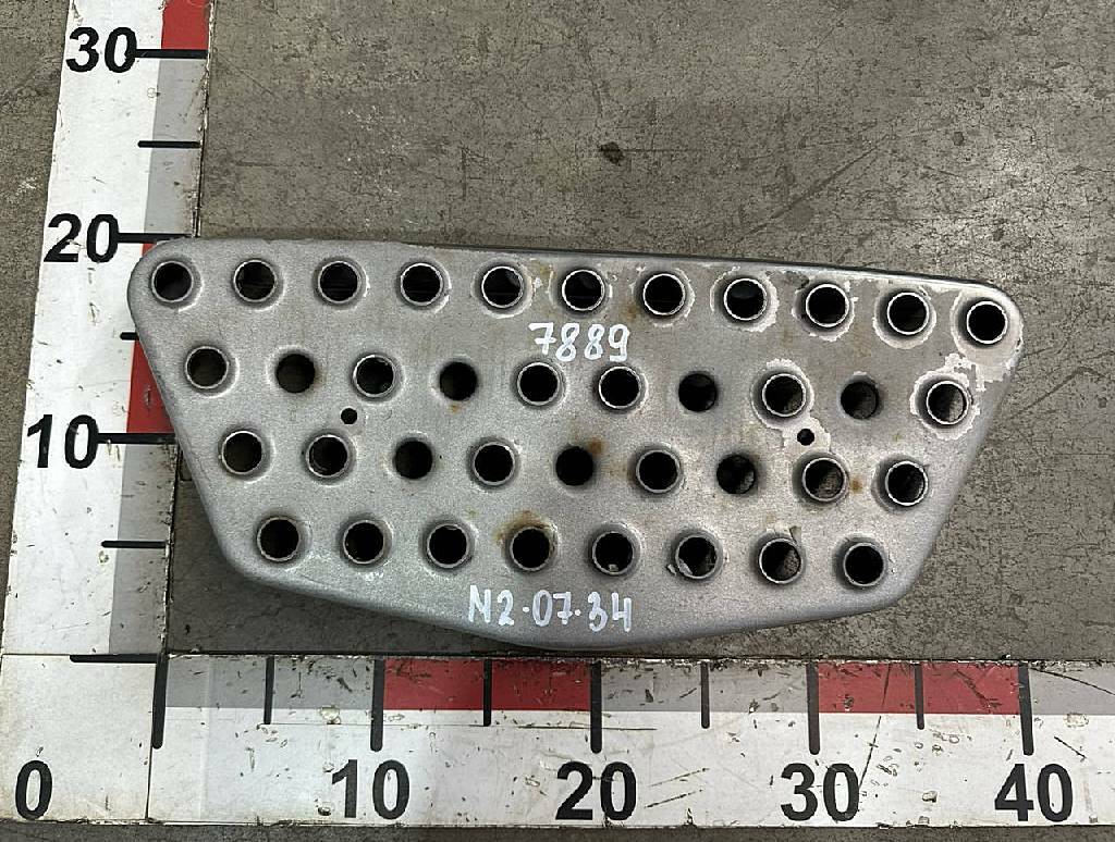 Ступенька корпуса ступеней б/у