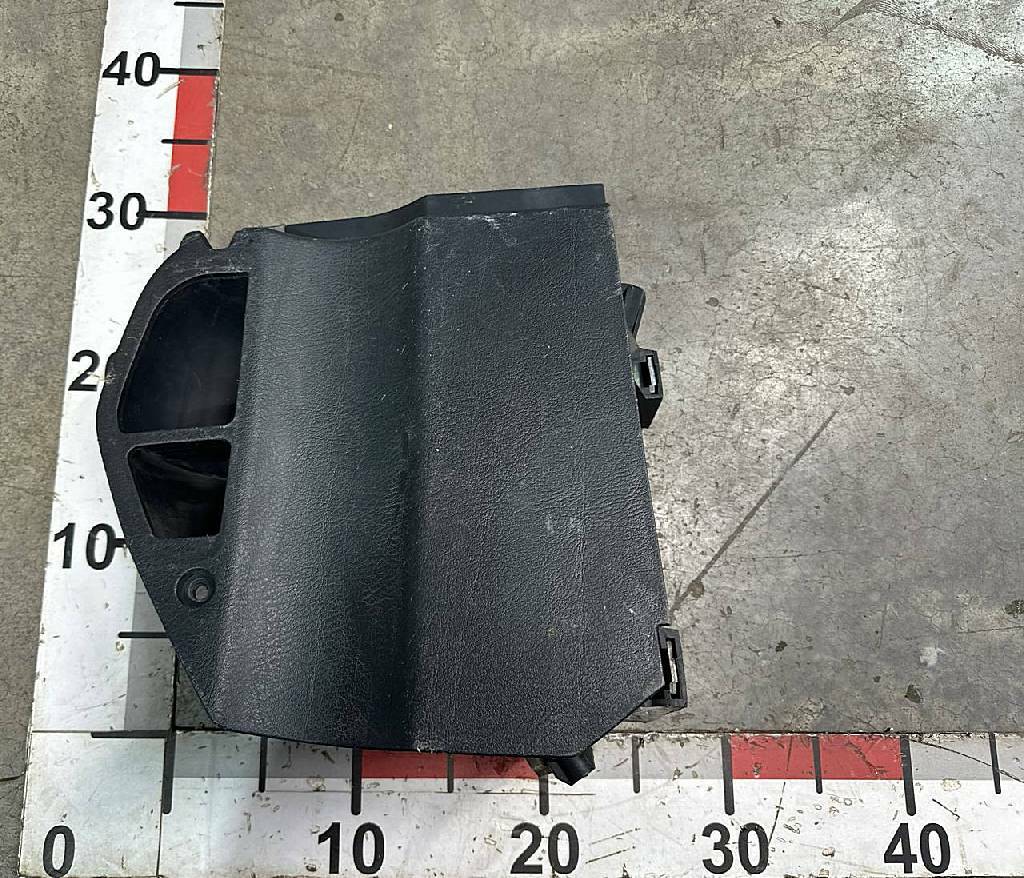 Накладка панели приборов левая б/у