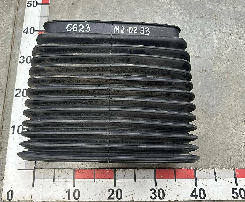 Гофра воздухозаборника б/у