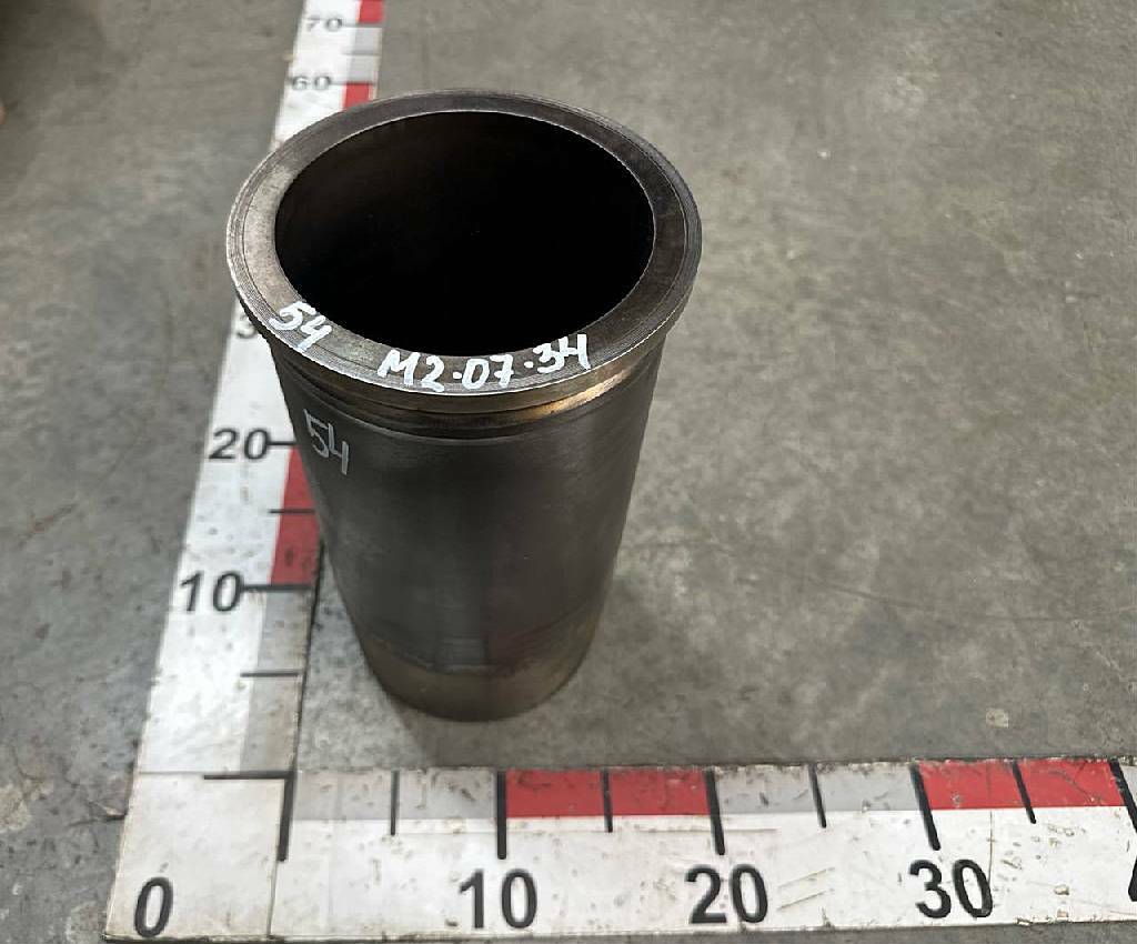 Гильза цилиндра D2066 б/у