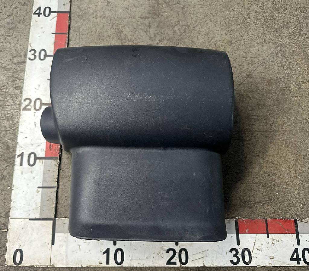 Кожух рулевой колонки б/у