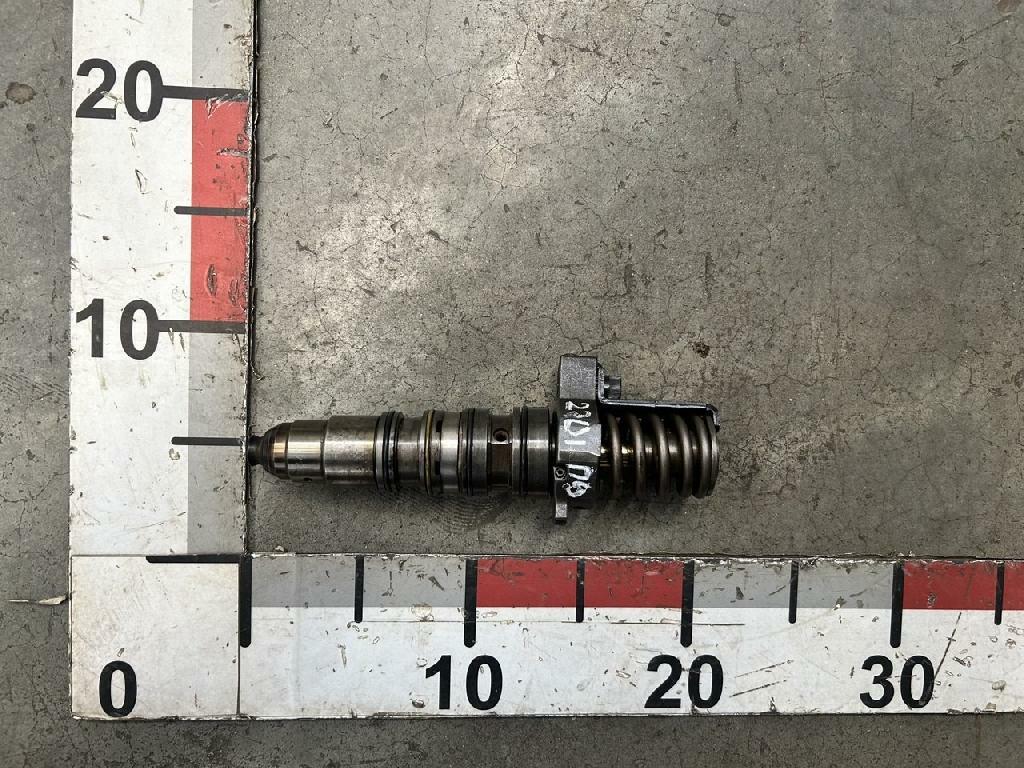 Форсунка топливная CUM15 б/у