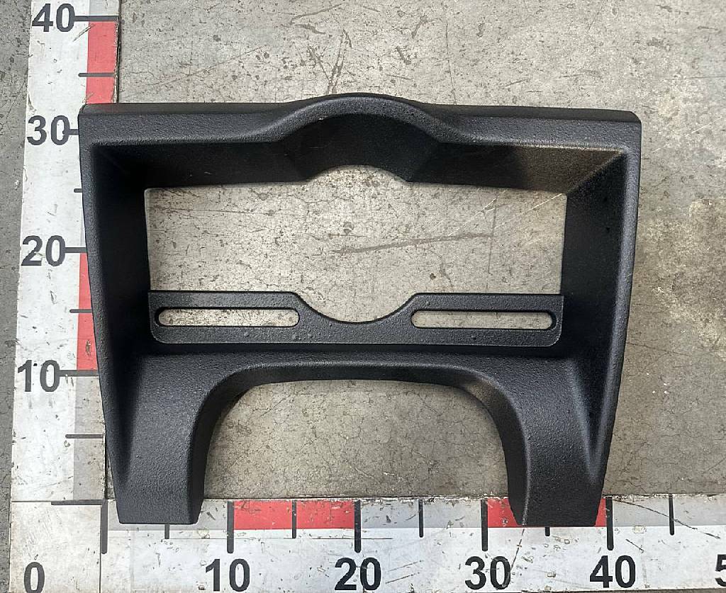 Накладка щитка приборов б/у