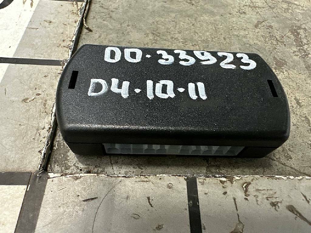 Блок управления радиоприёмником б/у