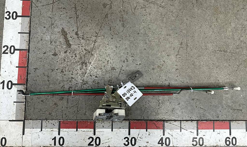 Замок правой двери торцевой б/у