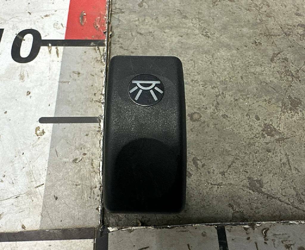 Клавиша б/у