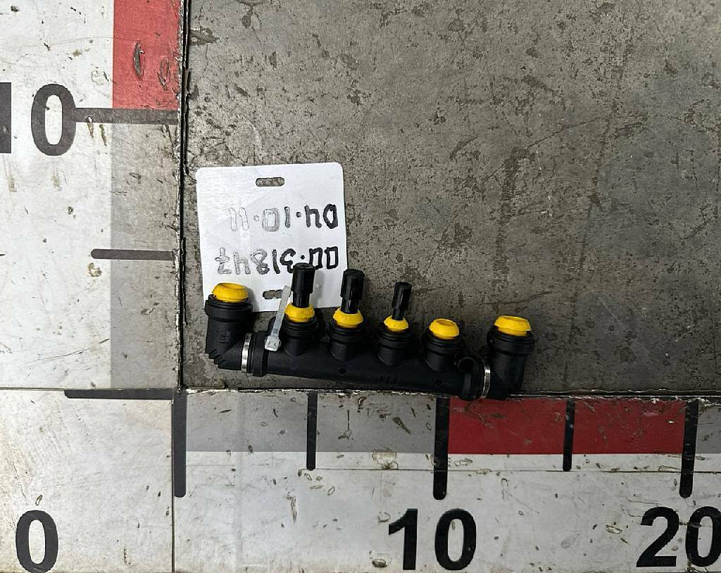 Распределитель воздуха б/у