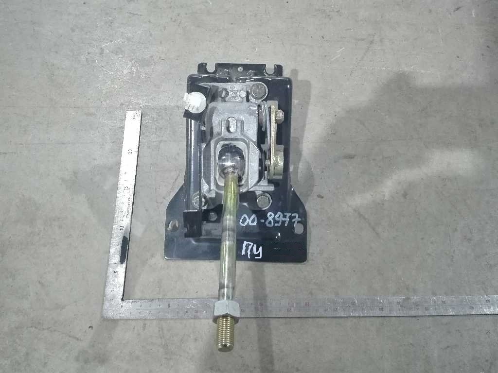 Кулиса коробки передач б/у