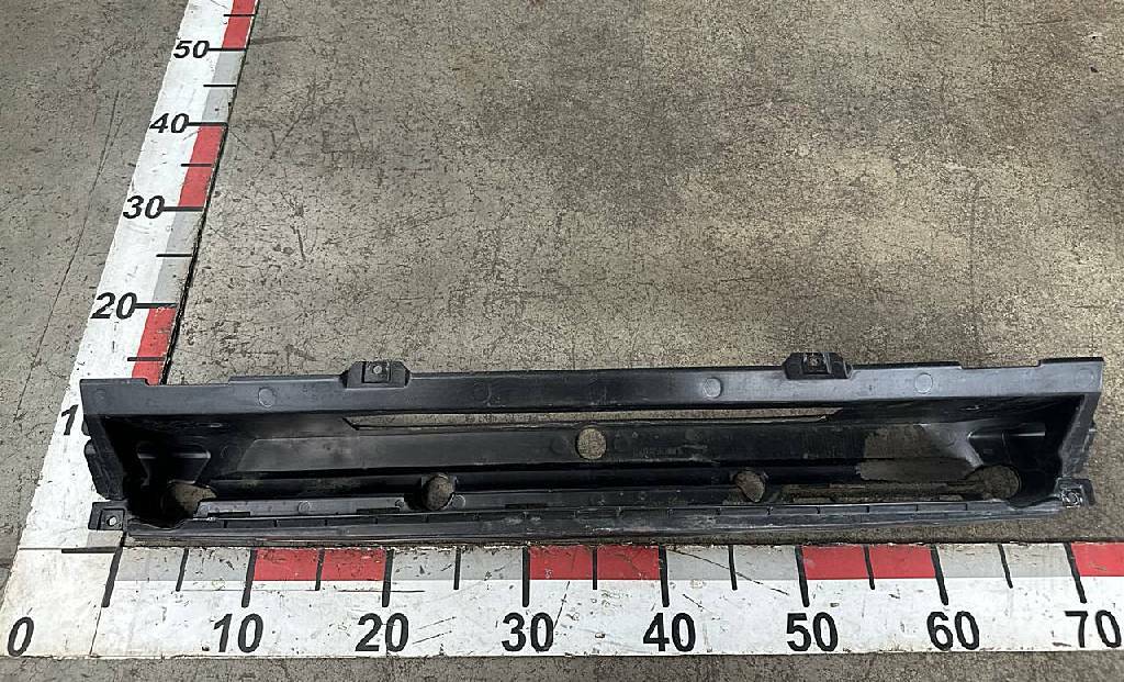 Накладка панели приборов б/у