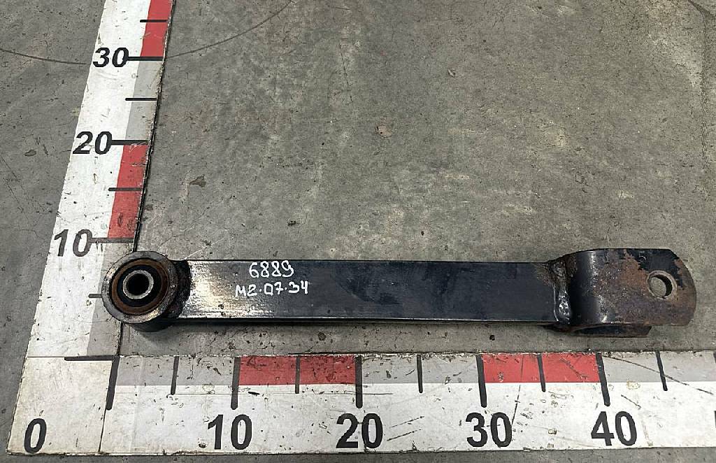 Стойка переднего стабилизатора б/у