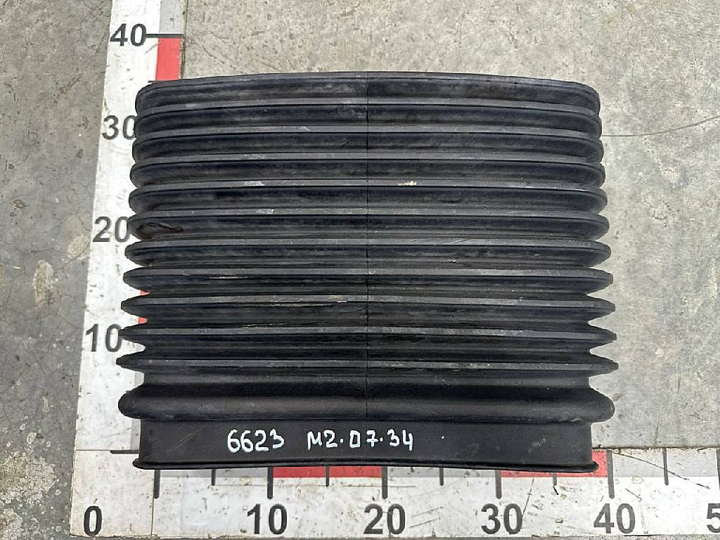 Гофра воздухозаборника б/у