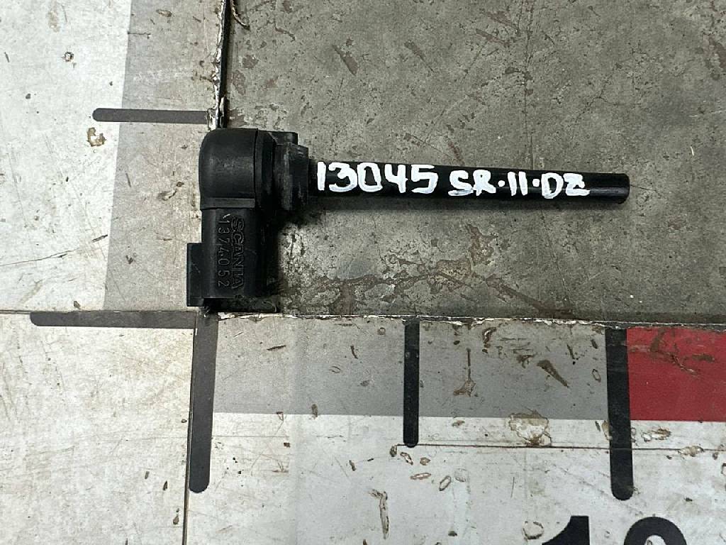 Датчик уровня антифриза б/у