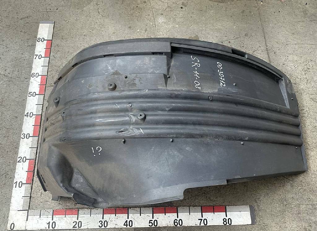 Крыло переднее б/у