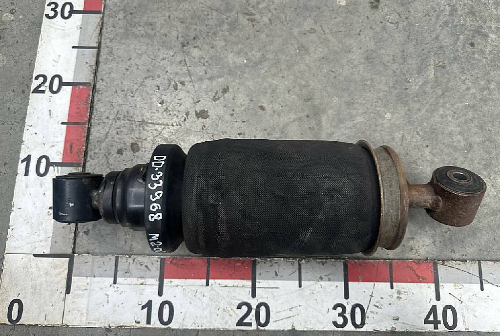 Подушка кабины передняя б/у