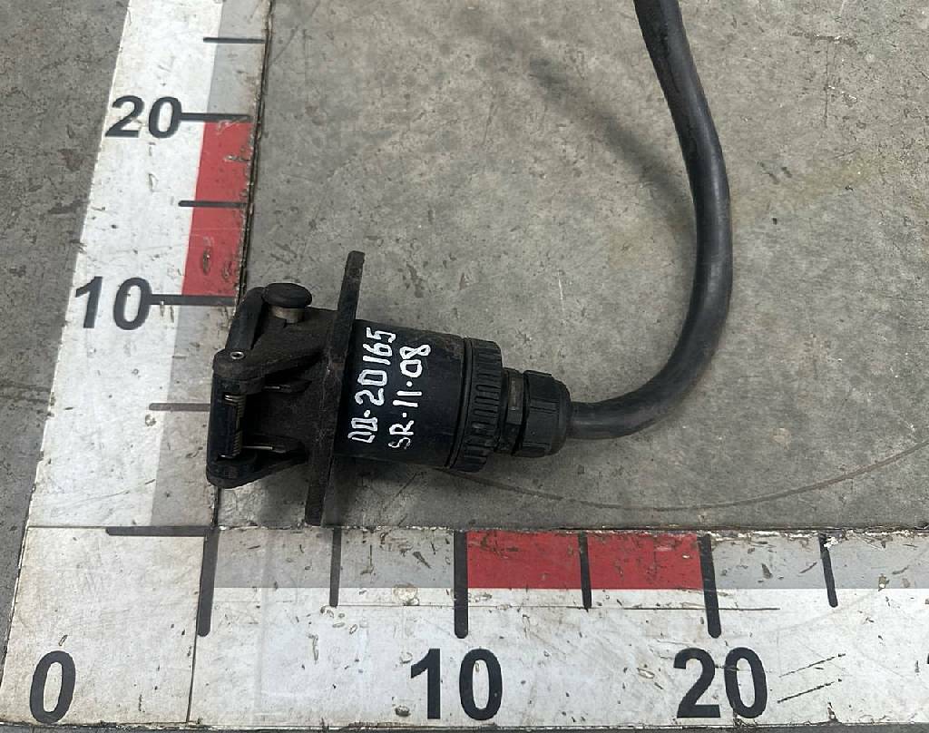 Розетка электрическая ABS/EBS б/у