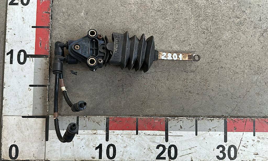 Датчик уровня кабины б/у