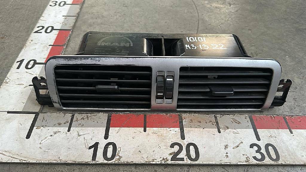 Дефлектор салона б/у