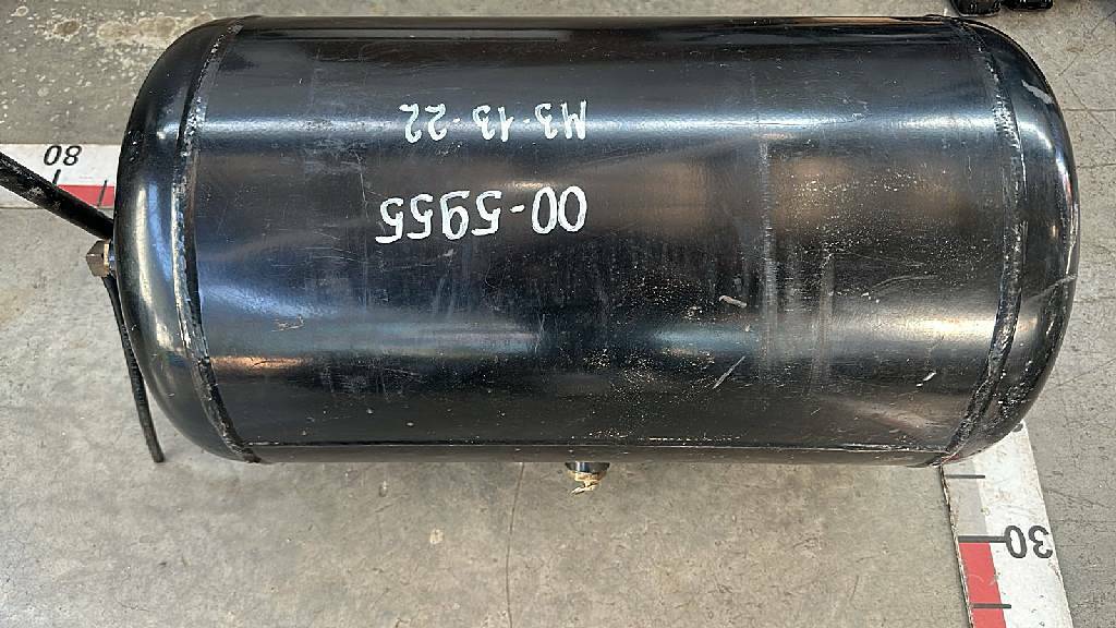 Ресивер воздушный б/у