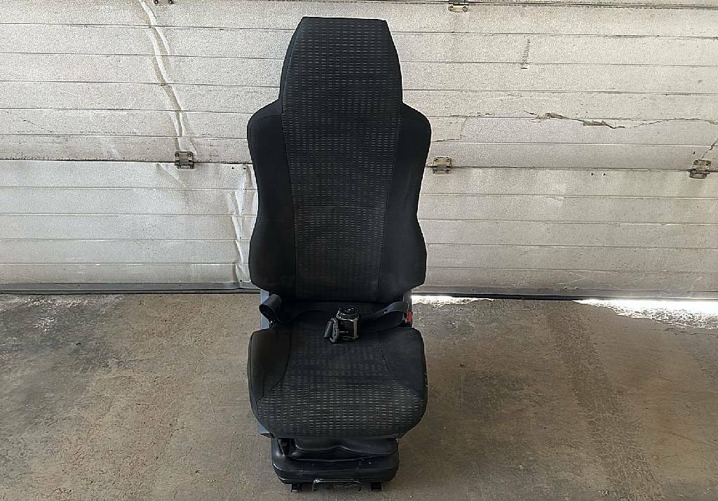 Сиденье пассажирское б/у