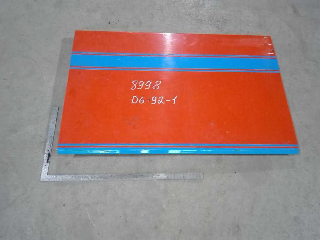 Крышка инструментального ящика б/у