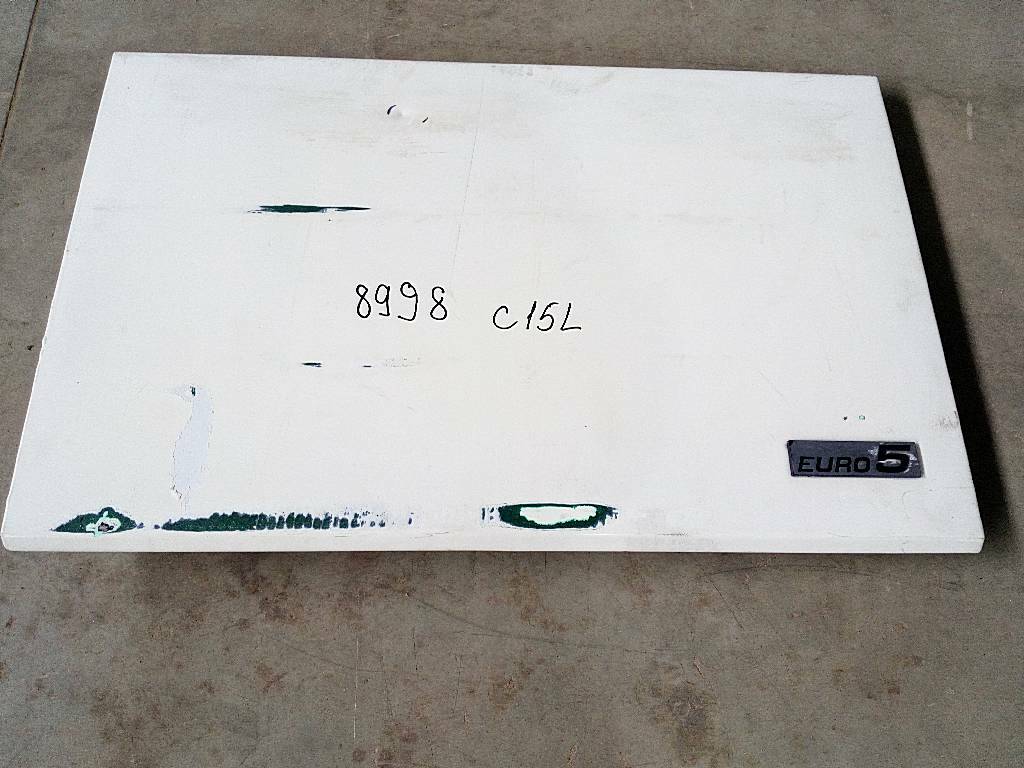 Крышка инструментального ящика б/у