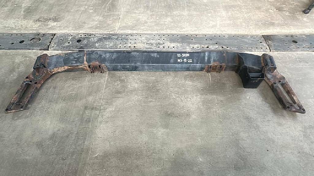 Усилитель бампера б/у