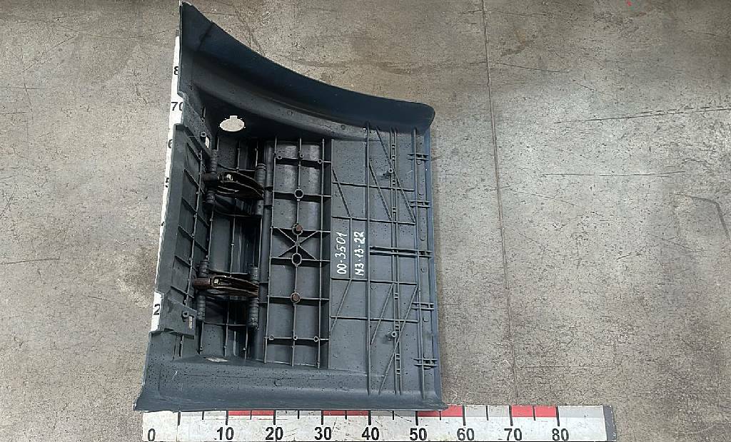 Крыло заднее задняя часть б/у