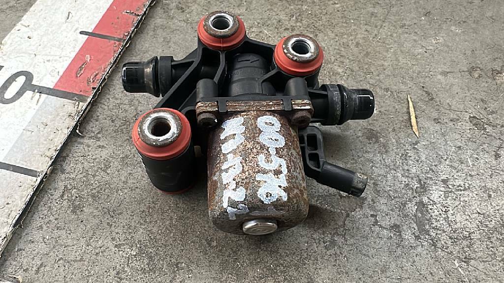 Насос мочевины б/у