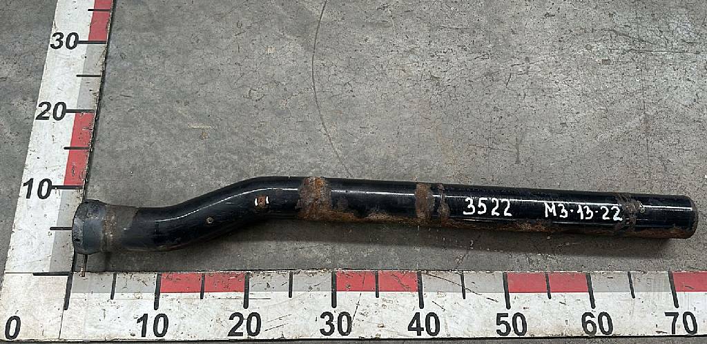 Кронштейн заднего крыла передний б/у