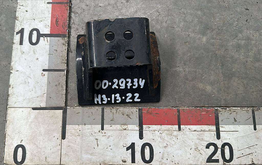 Кронштейн ресивера б/у