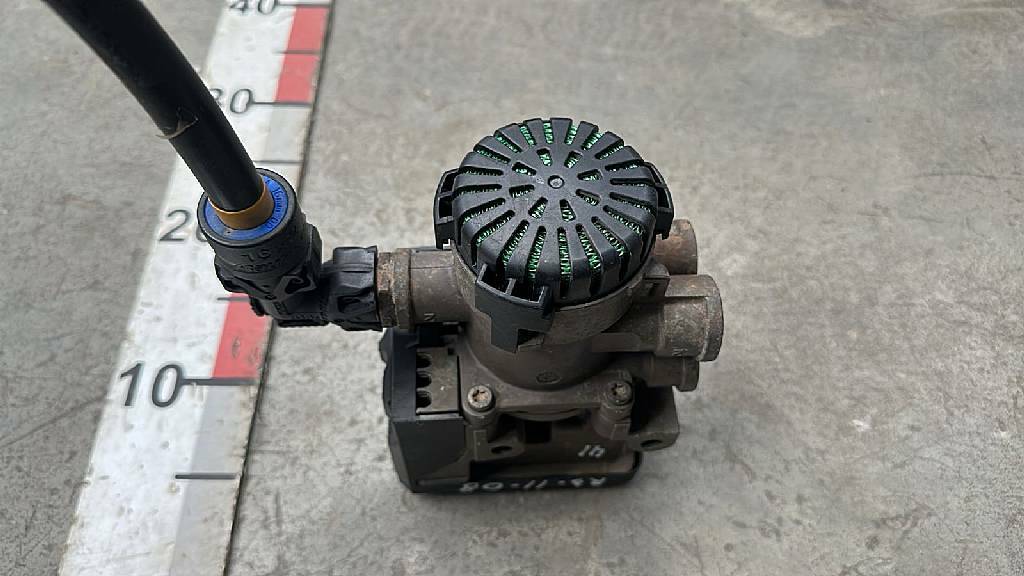 Модулятор системы ebs передний б/у