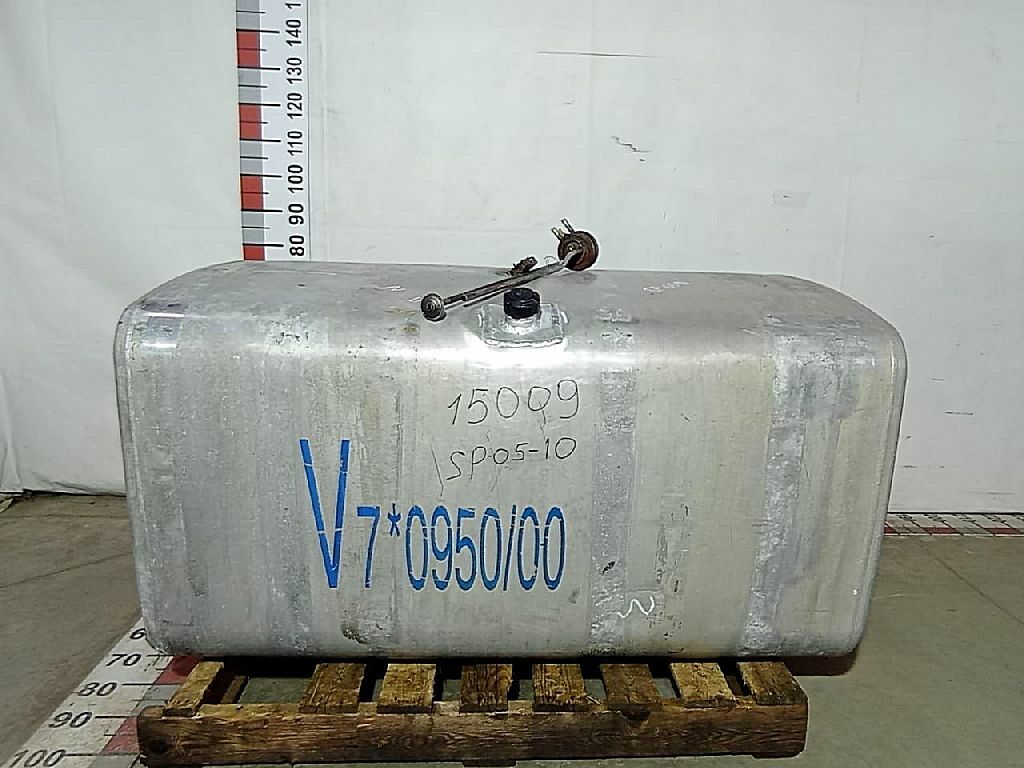 Бак топливный 500 л. б/у