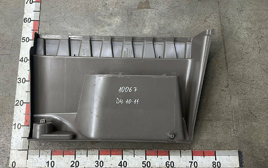 Карман салона правый б/у