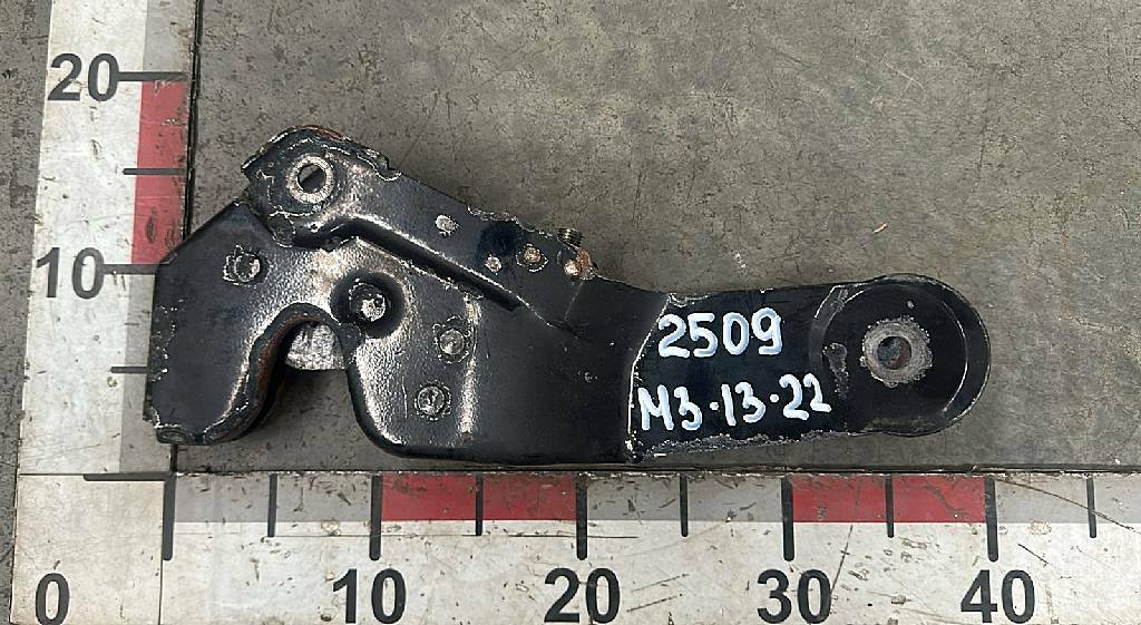 Замок кабины б/у